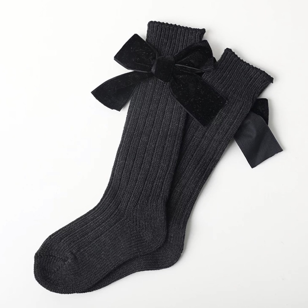 ✨SOLD✨Baby Girl Knee High Socks With Bow 🎀 - Picture 6 of 6